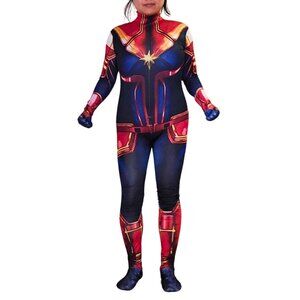Costume: Captain Marvel